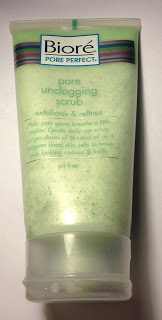 Biore Pore Unclogging Scrub