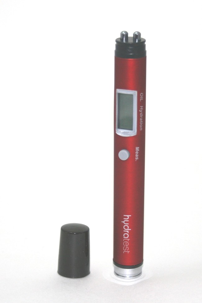 HydraTest device