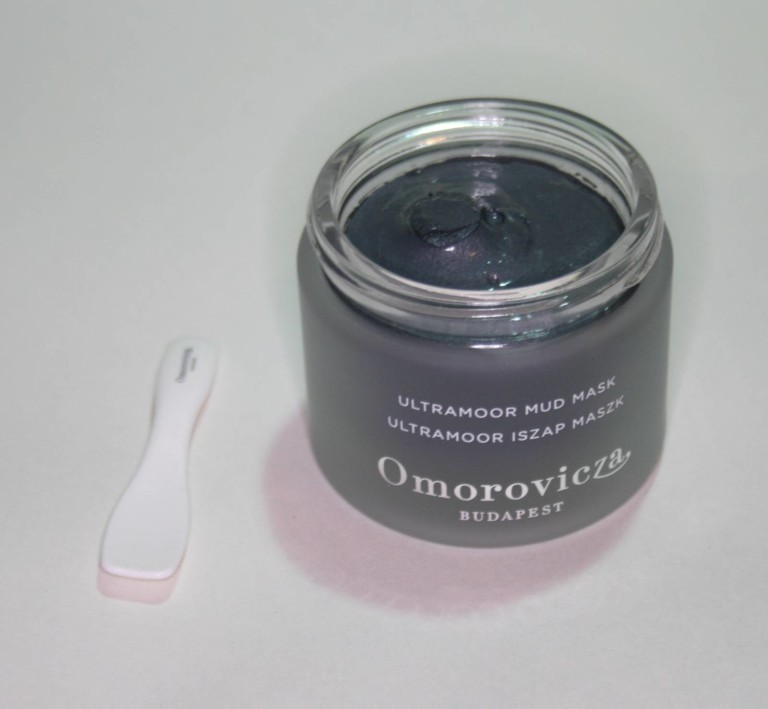 Mask Monday: Omorovicza Ultramoor Mud Mask